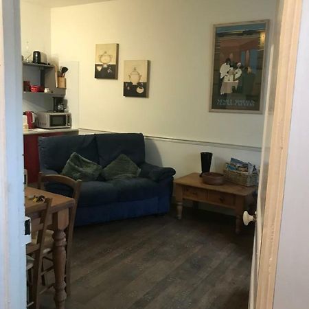 Le Petit Logement Lägenhet Pre-en-Pail-Saint-Samson Exteriör bild